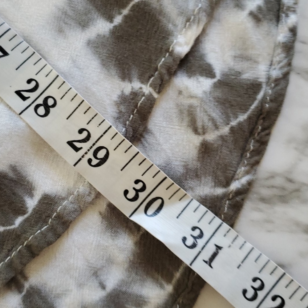 Entro Button Down Size Large - image 8